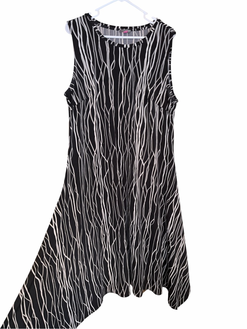 Vince Camuto Black Dress with White Abstract Stripe Pattern